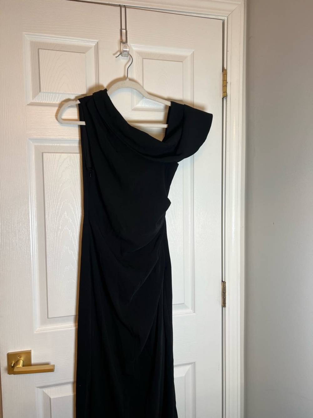 NEW ELLIATT Isadora Gown in Black - Picture 3 of 7